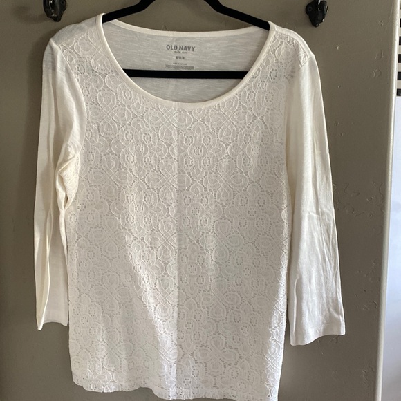 Old navy lace white top                   # 28 - Picture 1 of 5
